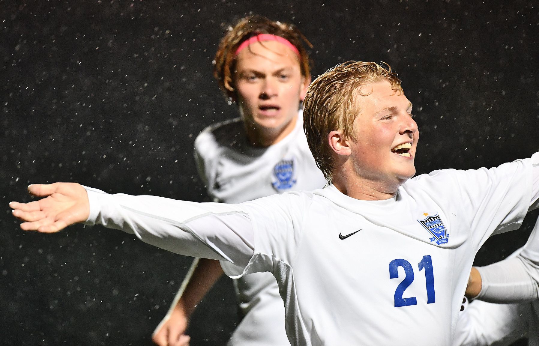 Class 1A Columbia Sectional final: Columbia 2, Mount Carmel 0